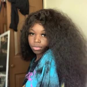 Meet your Posher, Ellen